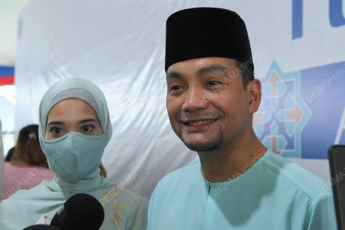 DATUK ONN HAFIZ GHAZI 