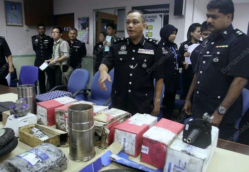 JB02_03072012_KES_CURI