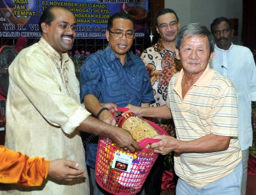 JB02_03112013_DEEPAVALI