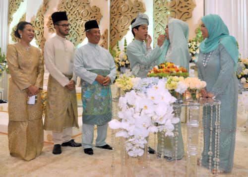 JB02_04042015_NAJWA_n_IDRIS