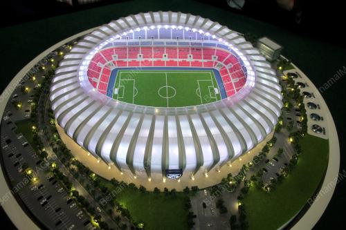 JB02_04082017_STADIUM_BOLA