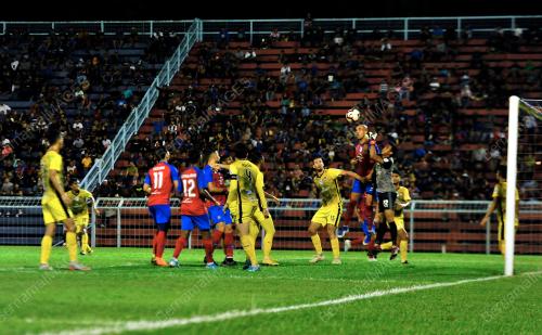 JB02_04102019_BOLA