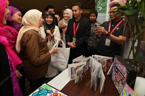 DATUK SERI NANCY SHUKRI 