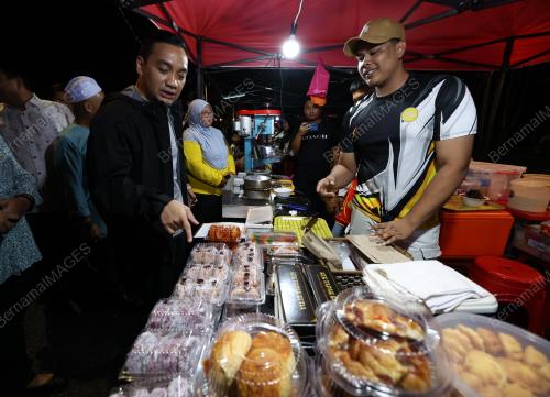 DATUK ONN HAFIZ GHAZI