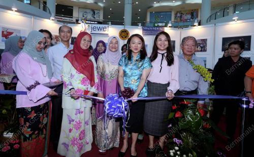 JB02_05032019_HARI_WANITA-BN201903042287