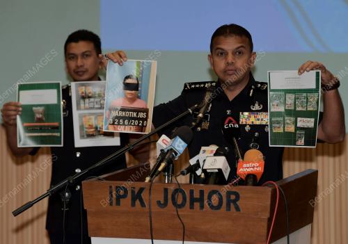DATUK AYUB KHAN MYDIN PITCHAY