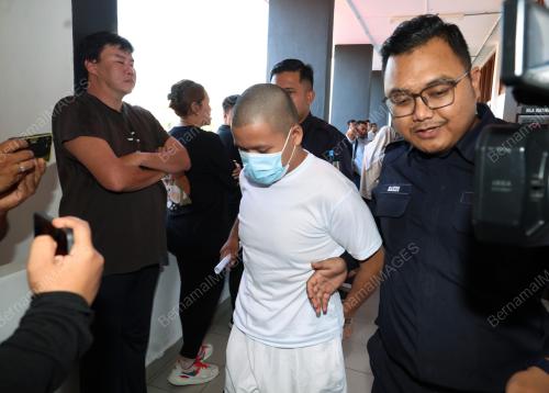 DATUK SERI SHAMSUL ISKANDAR MOHD AKIN