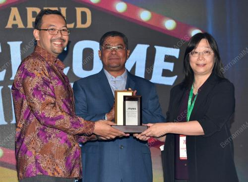 JB02_06092019_MYNIC_ASIA_BN201909040001