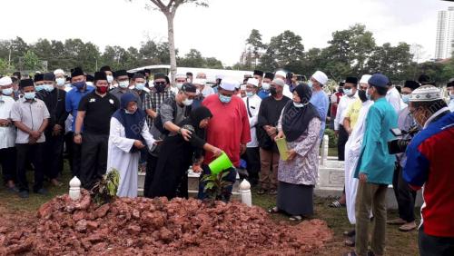 KADI DAERAH JOHOR MENINGGAL