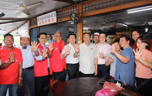 JB02_06112019_BORAK_KOPITIAM