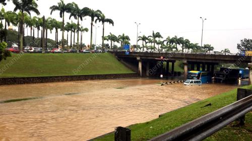 JB02_07022017_BANJIR