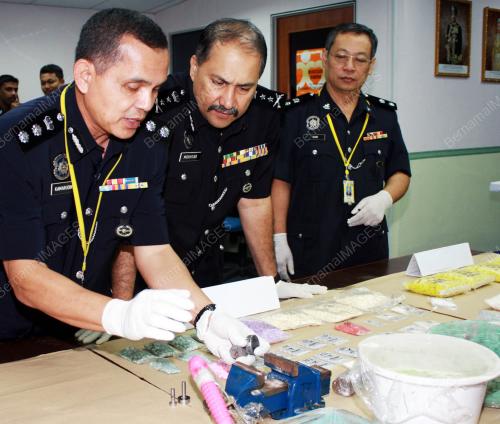 MOHD MOKHTAR MOHD SHARIFF
