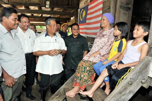 JB02_07112012_TPM_BANJIR