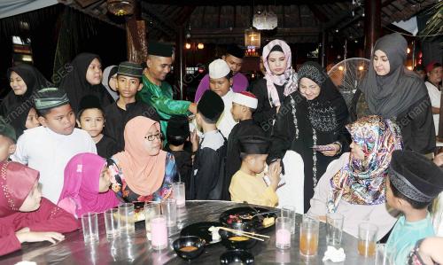JB02_08062016_ANAK_YATIM