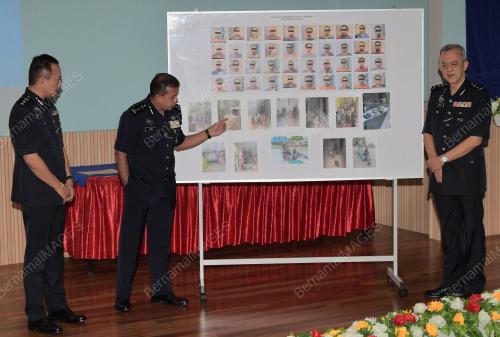 DATUK AYUB KHAN MYDIN PITCHAY