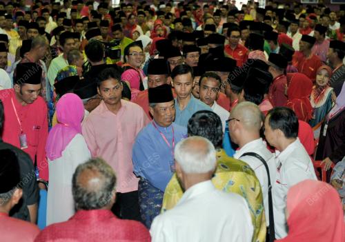 JB02_08092012_MESYUARAT_UMNO