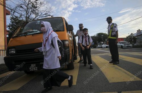 SESI SEKOLAH FASA 4