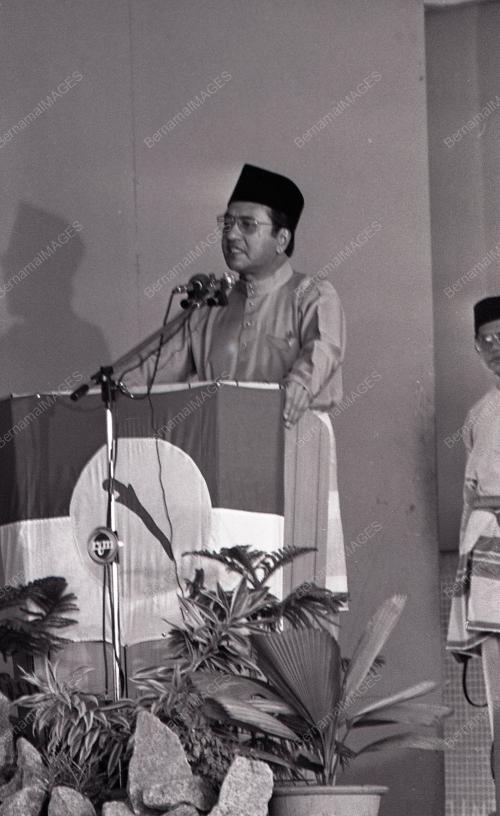 JB02_09012015_PM_MESYUARAT_UMNO