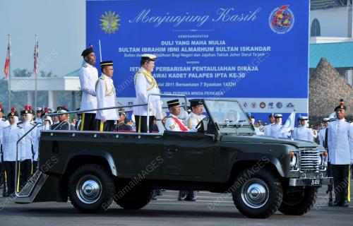 SULTAN JOHOR SULTAN IBRAHIM ISKANDAR