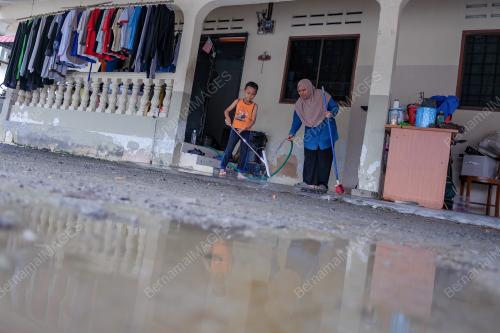 KUKUP AIR PASANG SURUT