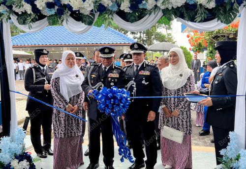 DATUK KAMARUL ZAMAN MAMAT