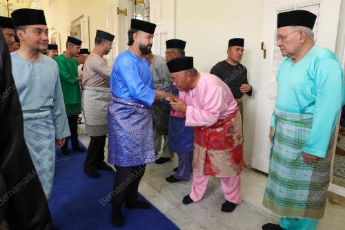 TUNKU MAHKOTA ISMAIL