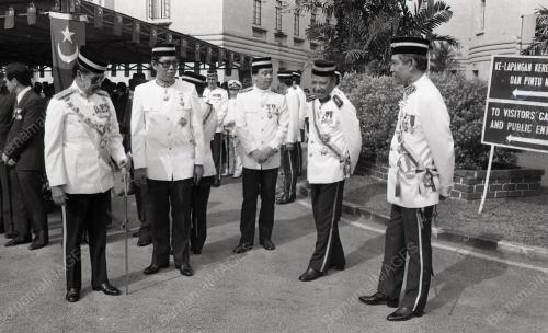 SULTAN ISKANDAR