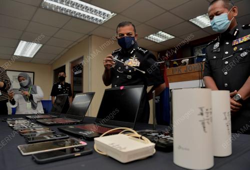 DATUK AYOB KHAN MYDIN PITCHAY