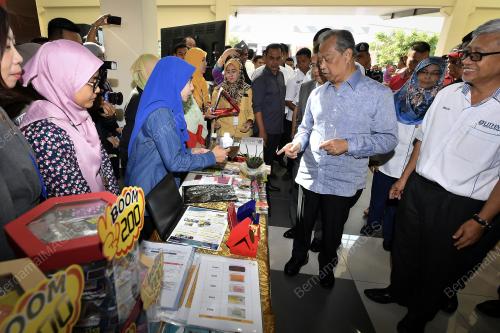 JB02_11112018_LAWATAN_BN201811083067