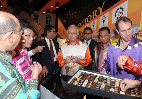 DATUK SERI NAJIB TUN ABDUL RAZAK