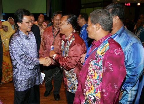 MOHD SHAFIE APDAL