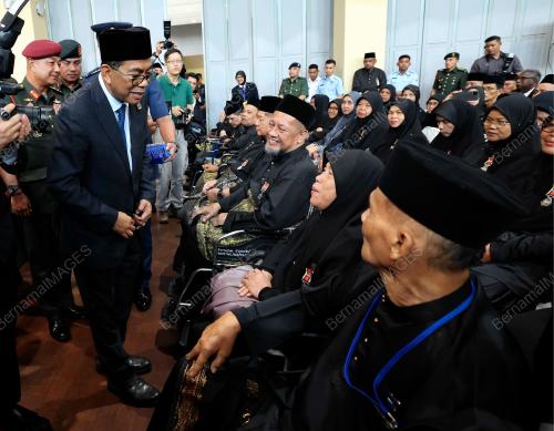 DATUK SERI MOHAMED KHALED NORDIN