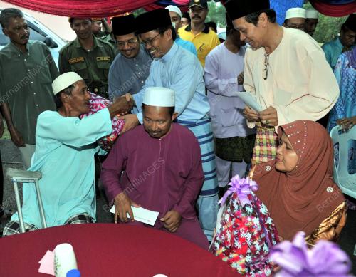 DATUK SERI SHAFIE APDAL