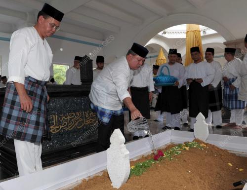 JB02_13012012_SULTAN_JOHOR