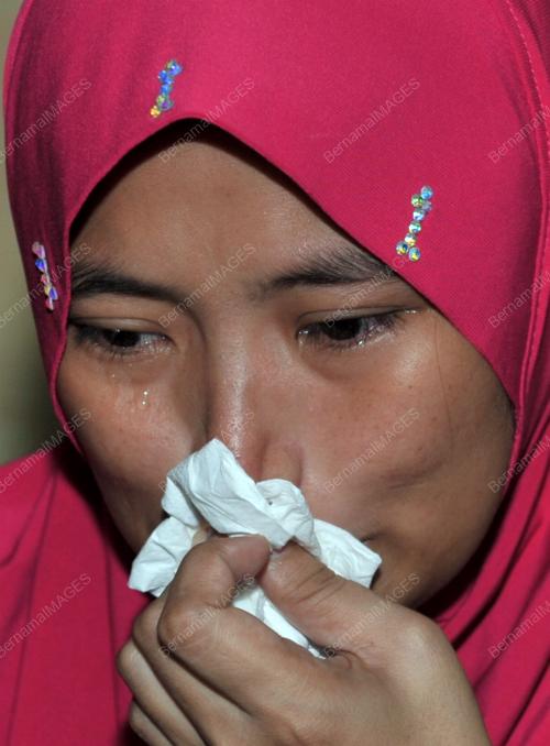 JB02_13032012_NADIRAH