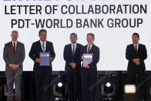 DATUK ONN HAFIZ GHAZI
