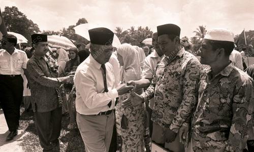 JB02_140390_RAKYAT