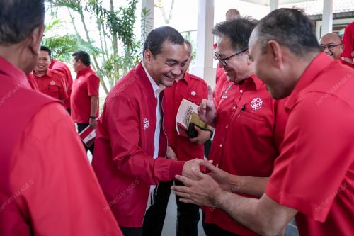 DATUK ONN HAFIZ GHAZI