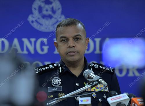 DATUK AYOB KHAN MYDIN PITCHAY