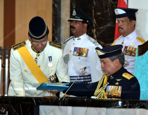 JB02_14062012_SIDANG_DEWAN