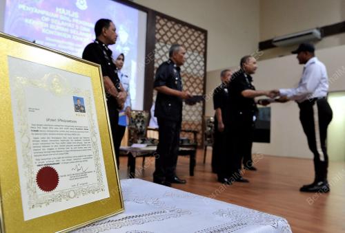 JB02_14082014_SIJIL_PENGHARGAAN