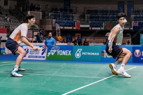 BADMINTON AKHIR PETRONAS SERIES