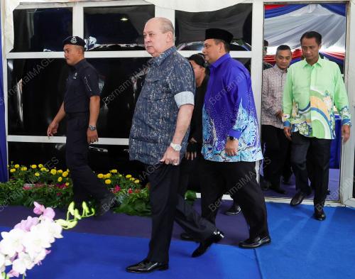SULTAN IBRAHIM ALMARHUM SULTAN ISKANDAR 