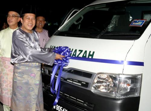 JB02_15072014_PENYERAHAN_VAN_JENAZAH