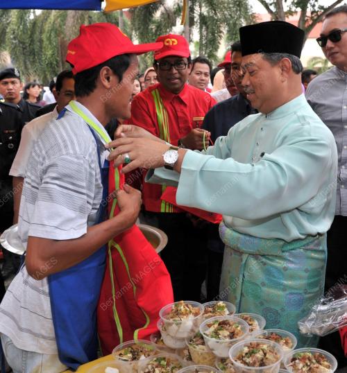 TAN SRI MUHYIDDIN YASSIN