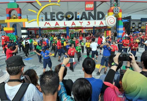 JB02_15092012_LEGOLAND_DIBUKA