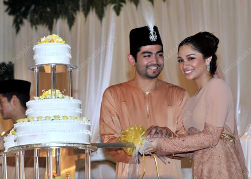 JB02_15122012_ANAS_n_NASHA