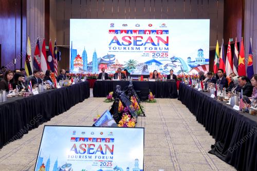 DATUK ROSLAN ABDUL RAHMAN 