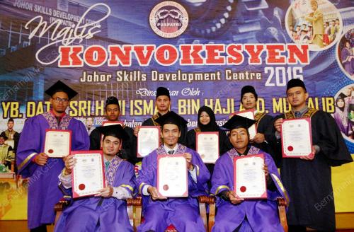 JB02_16042016_ISMAIL