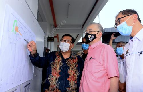 DATUK SERI IR WEE KA SIONG